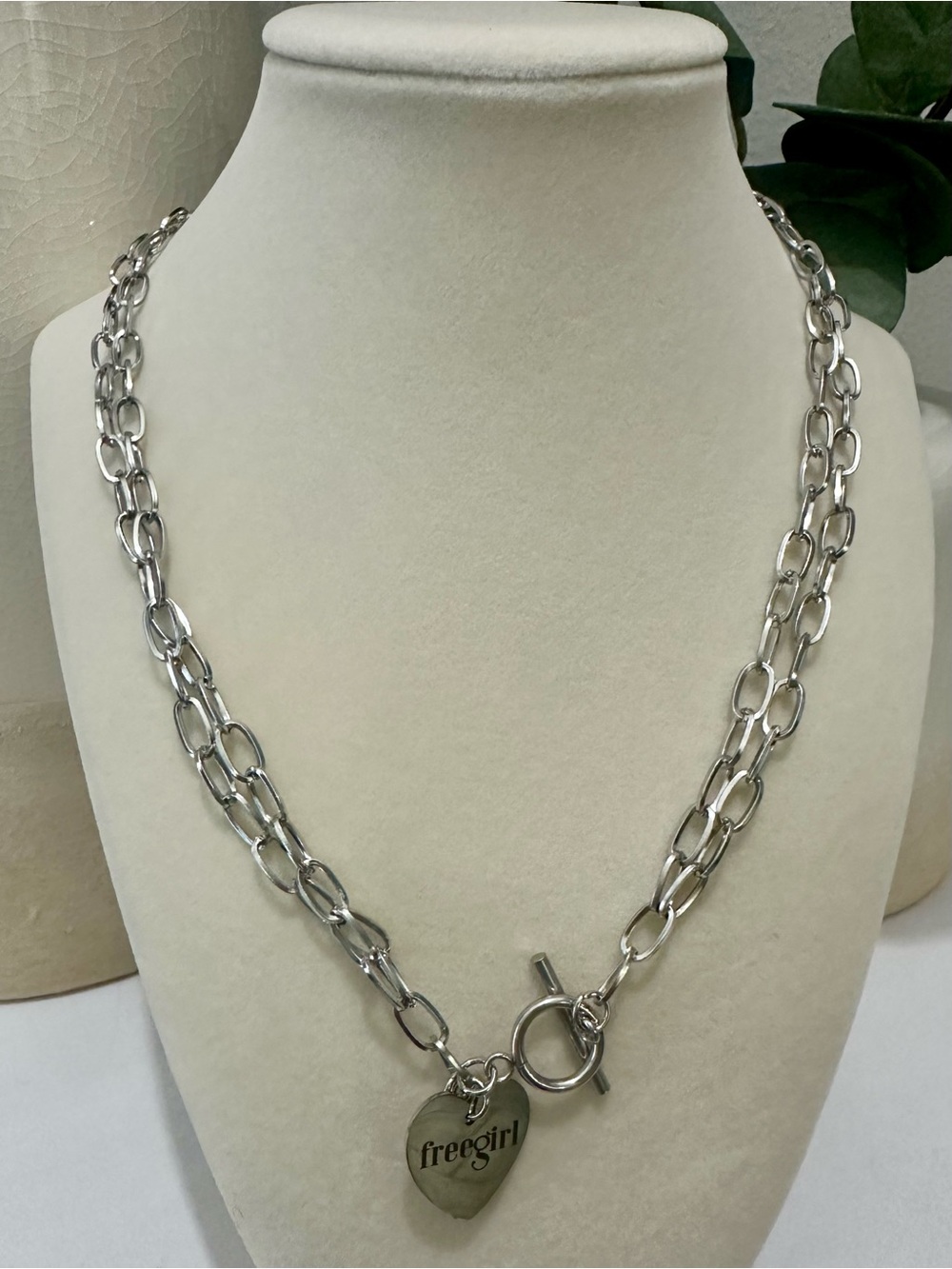 Double-Strand Paperclip Style Necklace